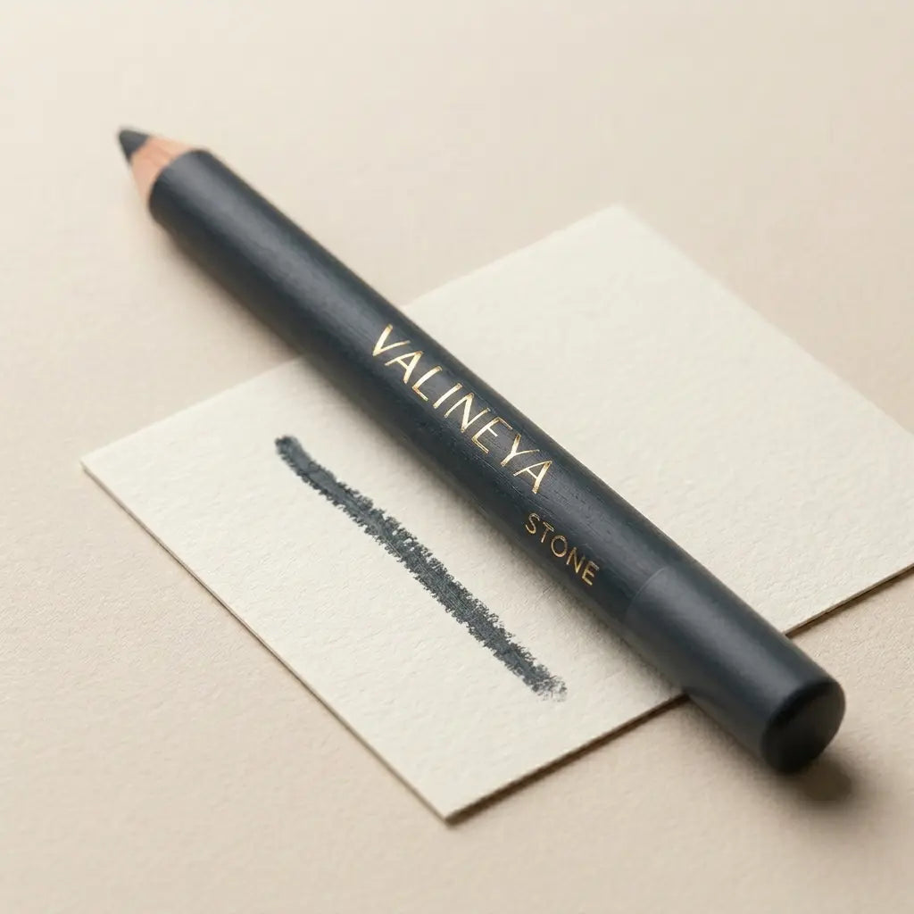 Valineya Precision Eyeliner – Waterproof & Long Lasting